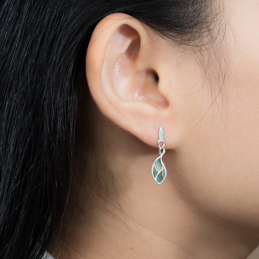 Leaf Flow Earrings with Stone (CDB 4507)