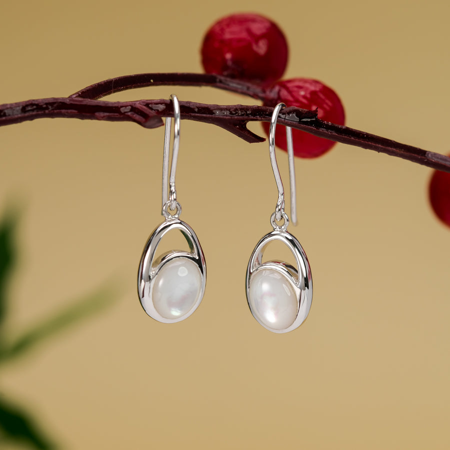 Oval Dangle Earrings with Stone (CDB 4561)