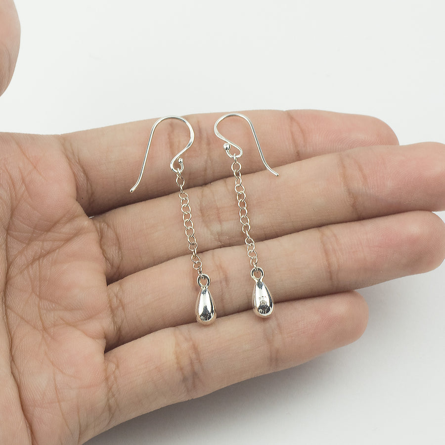 Hanging Silver Teardrop Dangle Earrings (EDA 1533)