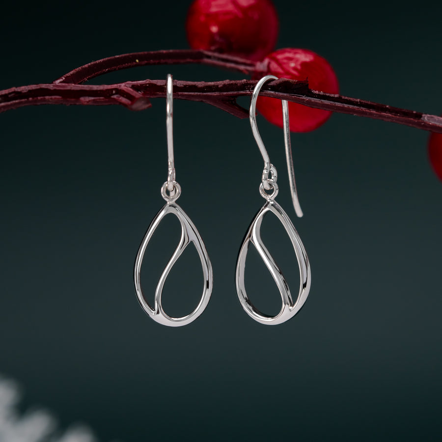 Modern Leaf Outline Dangle Earrings (EDA 2758)