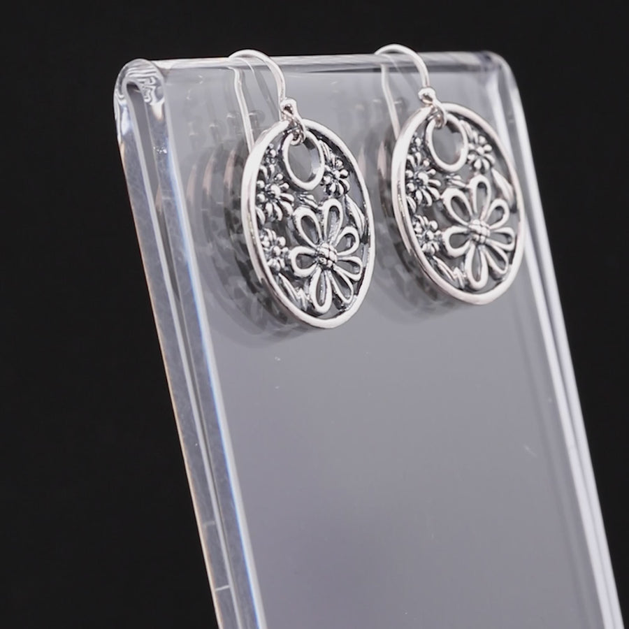 Detailed Cutout Daisy Flower Dangle Earrings (ED 3233)