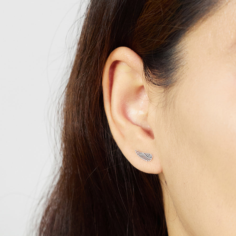 Wings Feather Matte Studs (ES 1956)